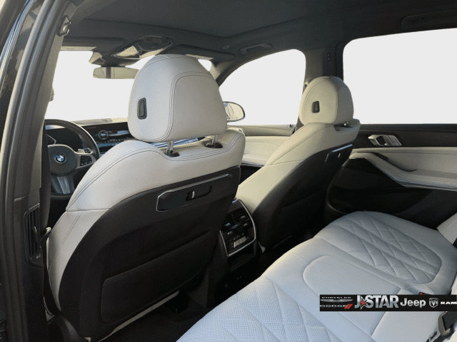 Used 2024 BMW X5 sDrive40i w/ M Sport Package RWD image 26