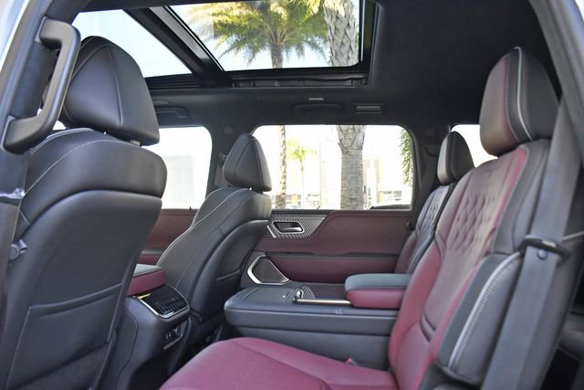 New 2026 INFINITI QX80 Autograph w/ Premium Cargo Package image 26