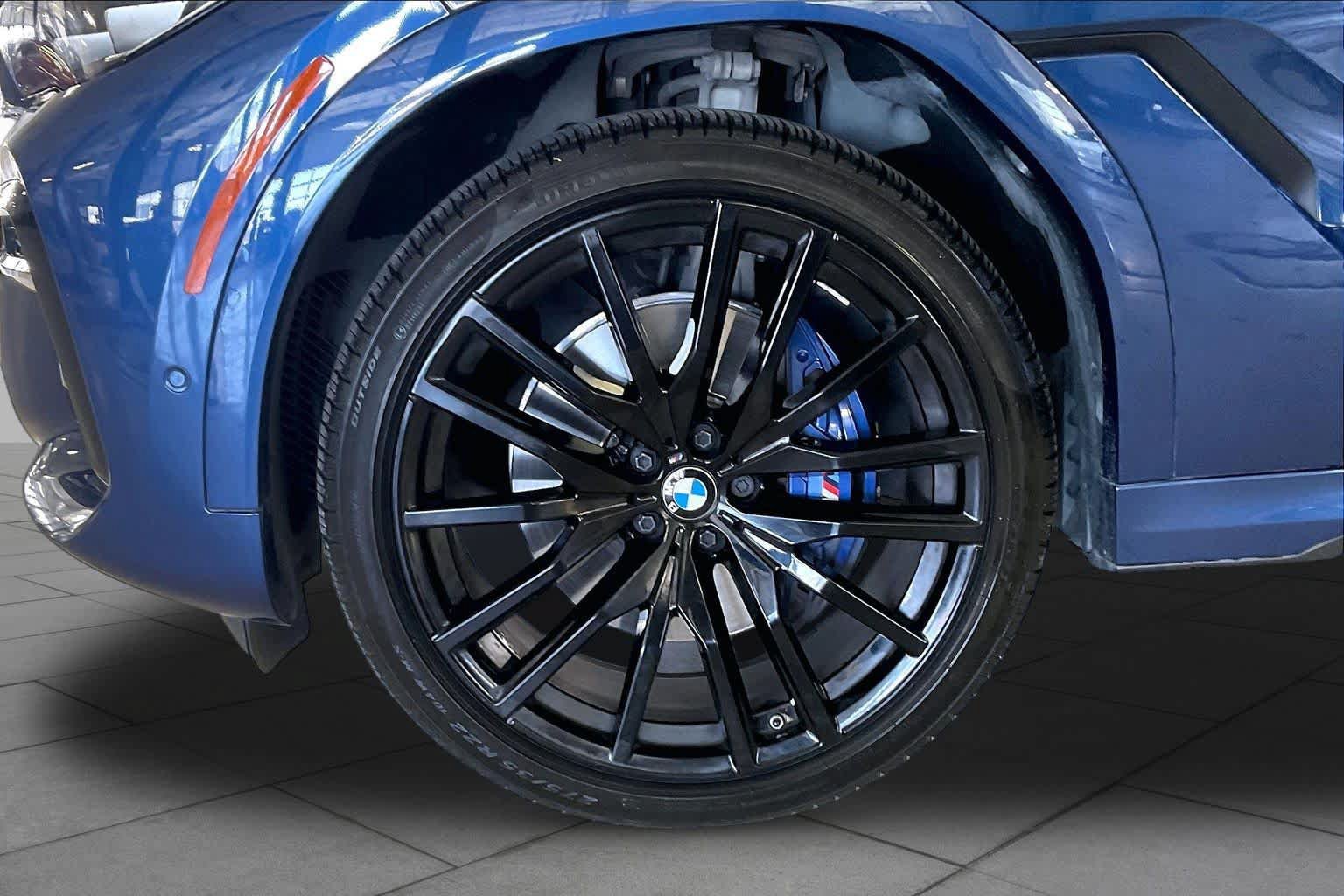 Used 2023 BMW X6 xDrive40i w/ M Sport Package AWD/4WD image 10