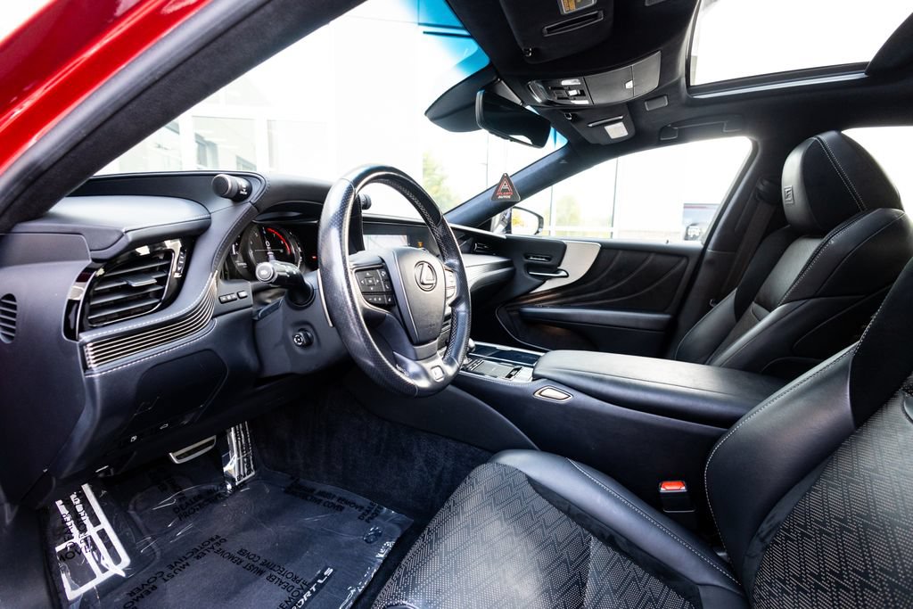 Used 2018 Lexus LS 500 F Sport w/ Accessory Package (Z2) RWD image 23