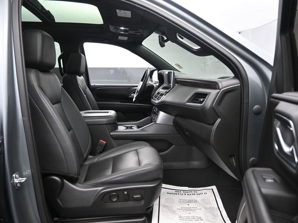 Used 2022 Chevrolet Tahoe Z71 w/ Luxury Package image 31