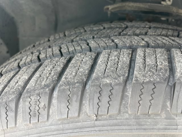 Used 2015 Buick Enclave Leather AWD/4WD image 30