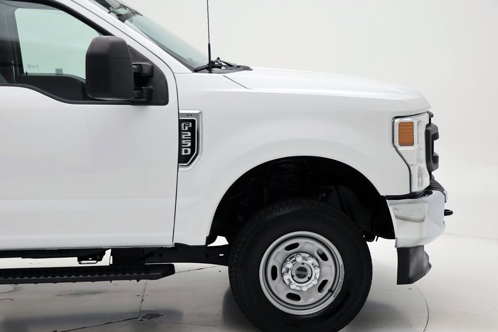 Used 2021 Ford F250 XL w/ Power Equipment Group image 4