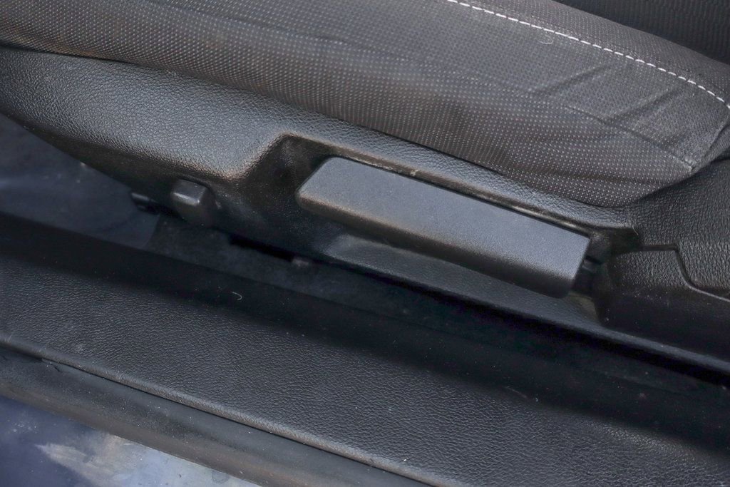 Used 2011 Chevrolet Camaro LS image 16