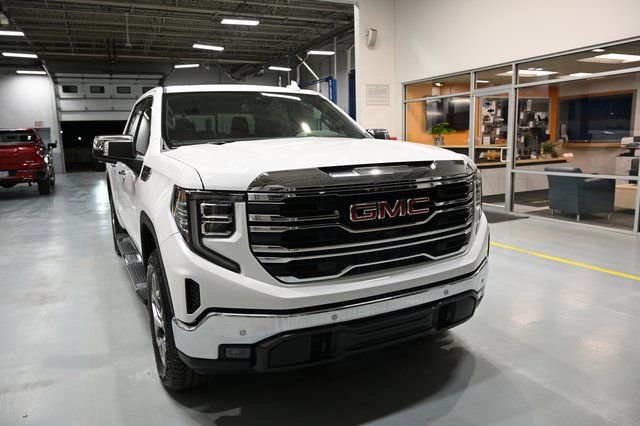 New 2026 GMC Sierra 1500 SLT w/ SLT Premium Plus Package image 3