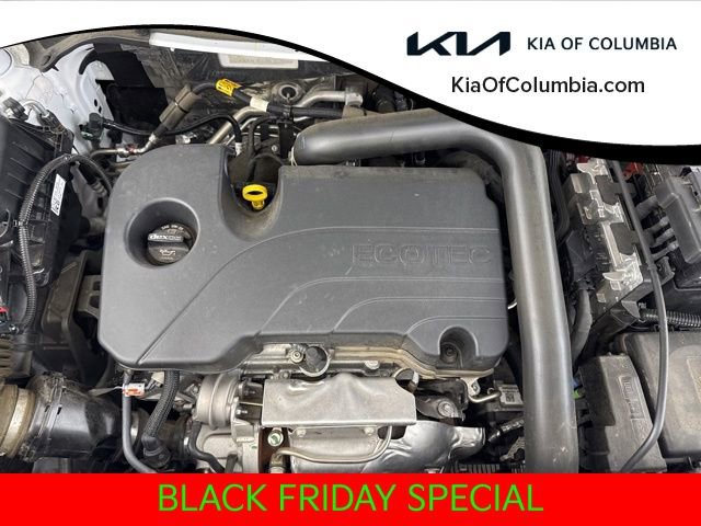 Used 2024 GMC Terrain SLT image 17