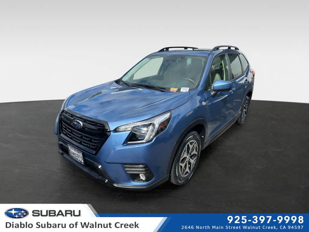 Certified 2023 Subaru Forester Premium AWD/4WD image 1