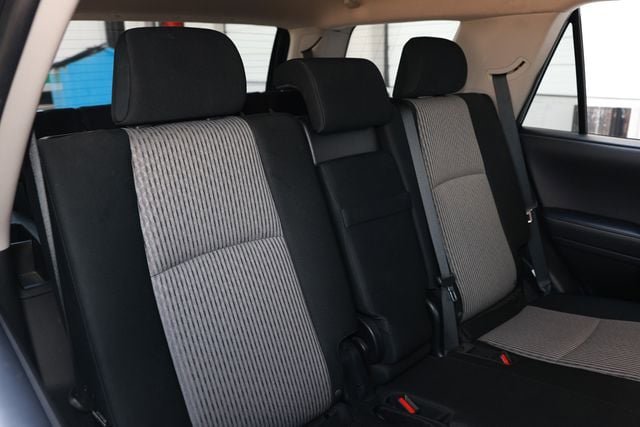 Used 2024 Toyota 4Runner SR5 RWD image 17