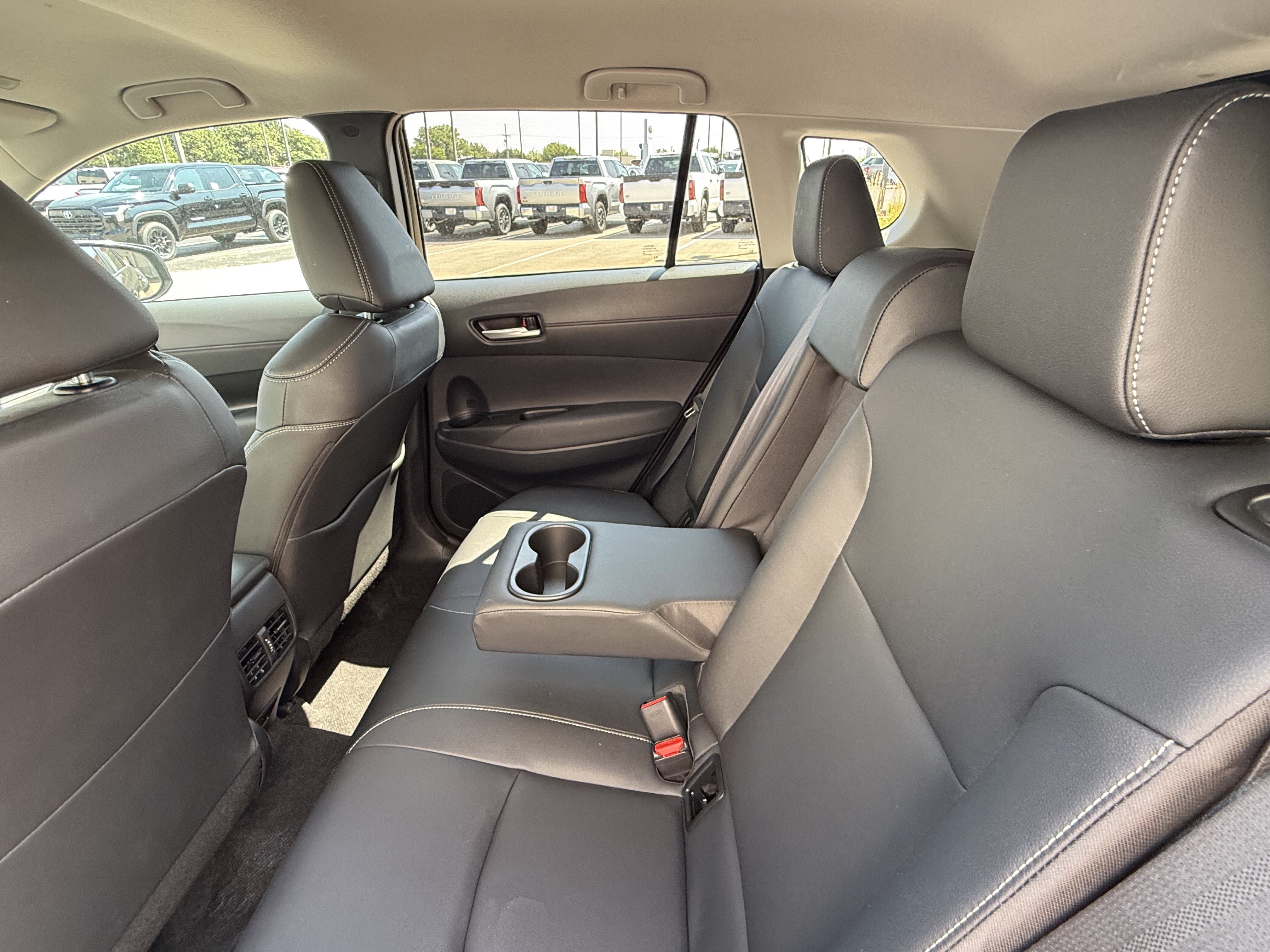 Certified 2026 Toyota Corolla Cross XLE FWD image 22