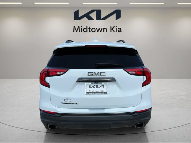 Used 2020 GMC Terrain SLT w/ Preferred Package FWD image 4