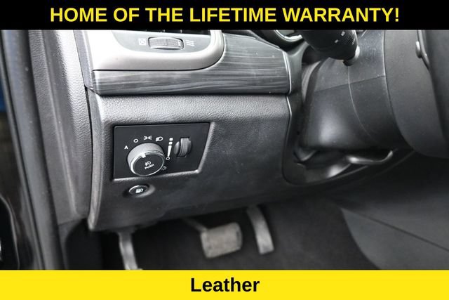 Used 2020 Jeep Grand Cherokee Altitude AWD/4WD image 16