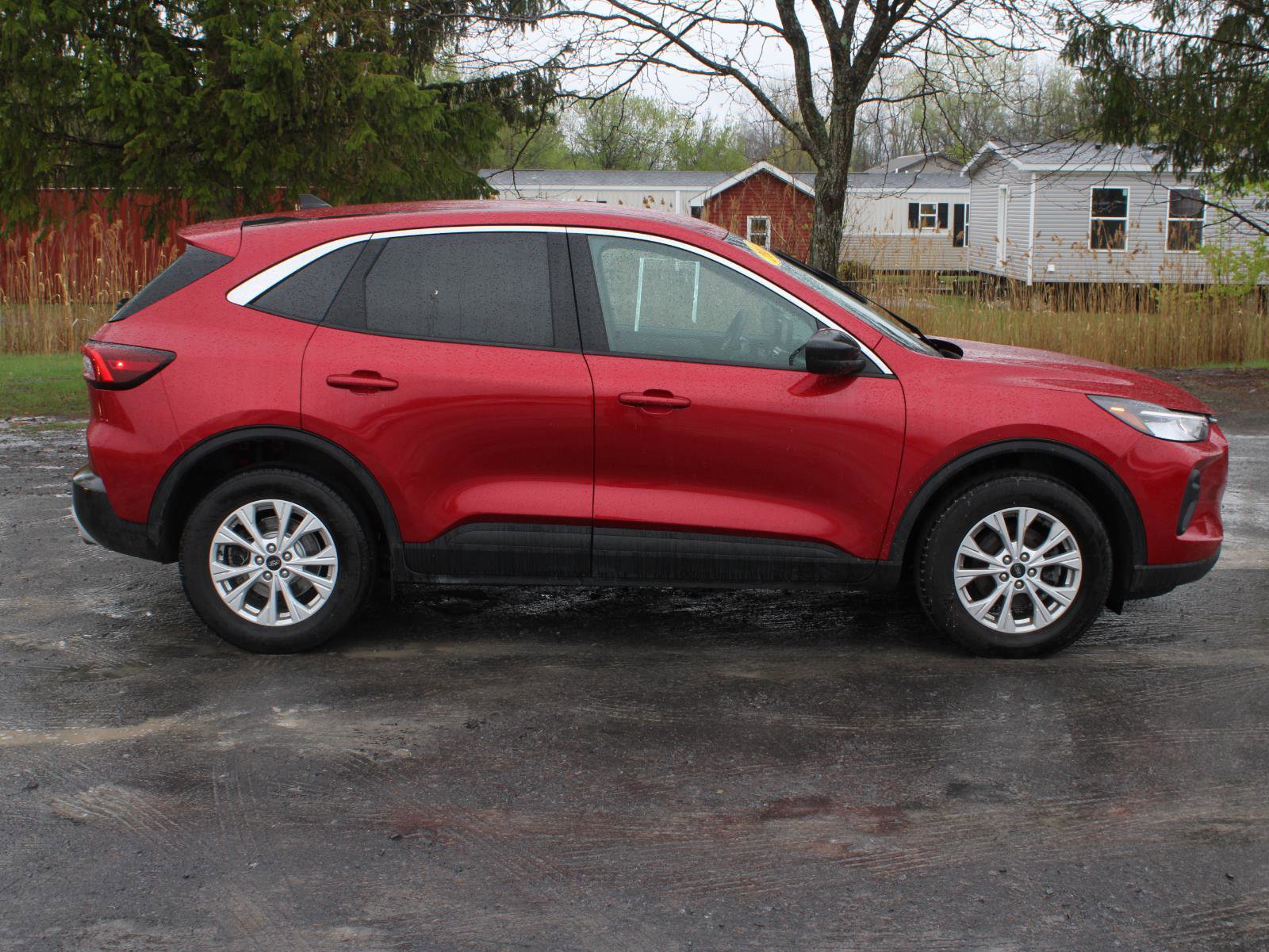 Used 2023 Ford Escape Active AWD/4WD image 4