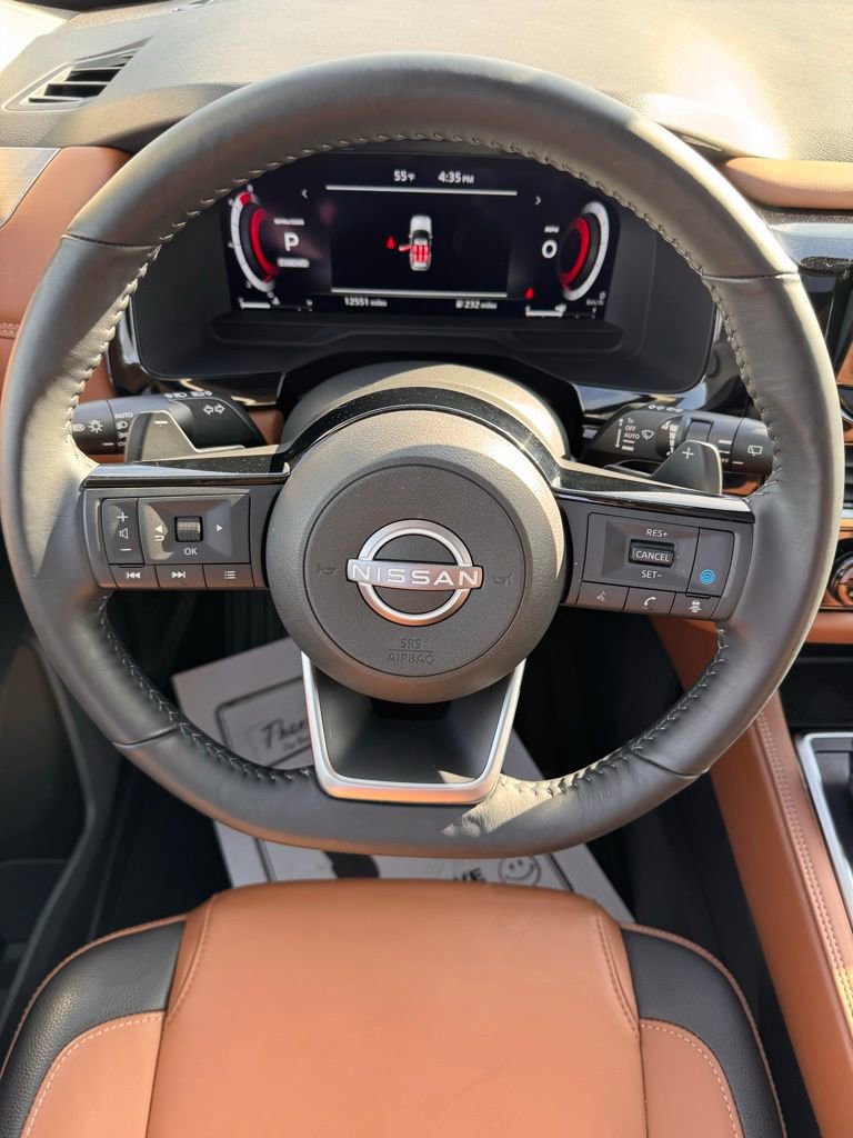 Used 2025 Nissan Pathfinder Platinum w/ Cargo Package FWD image 33