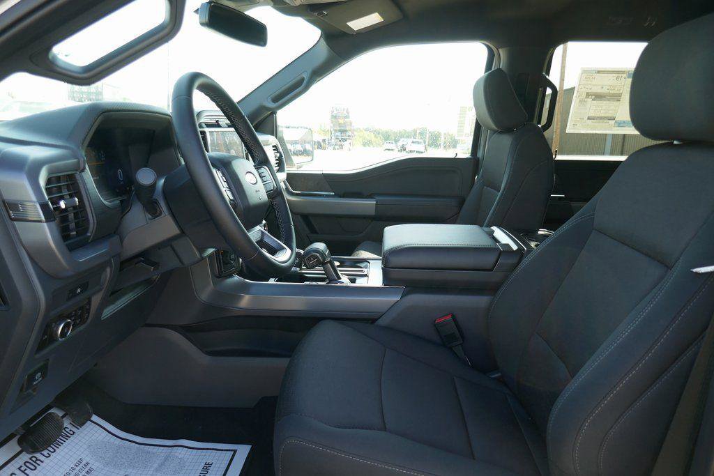 New 2025 Ford F150 XLT w/ Equipment Group 302A MID image 19