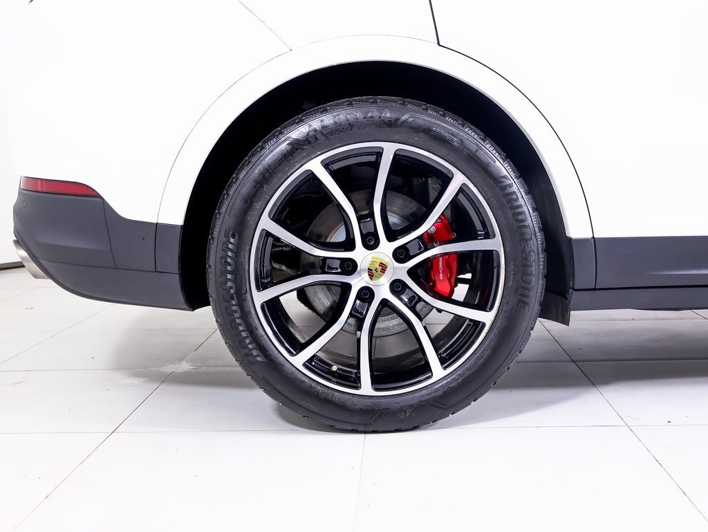 Certified 2024 Porsche Cayenne S image 20