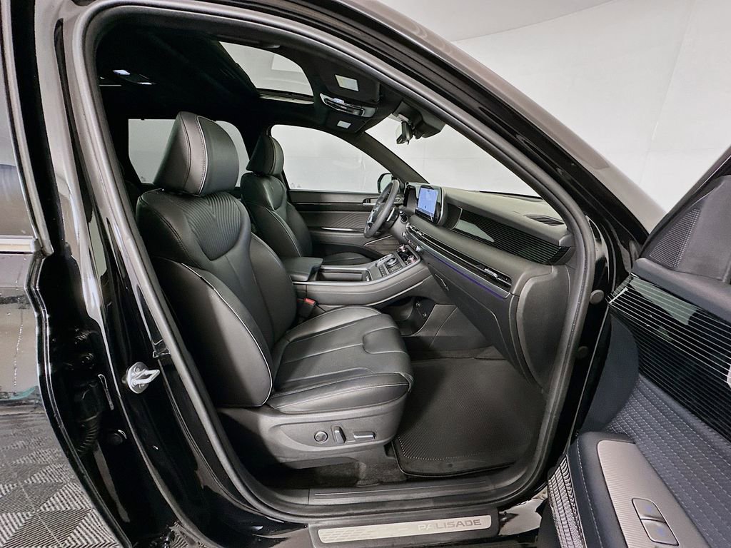 Used 2024 Hyundai Palisade Calligraphy FWD image 31