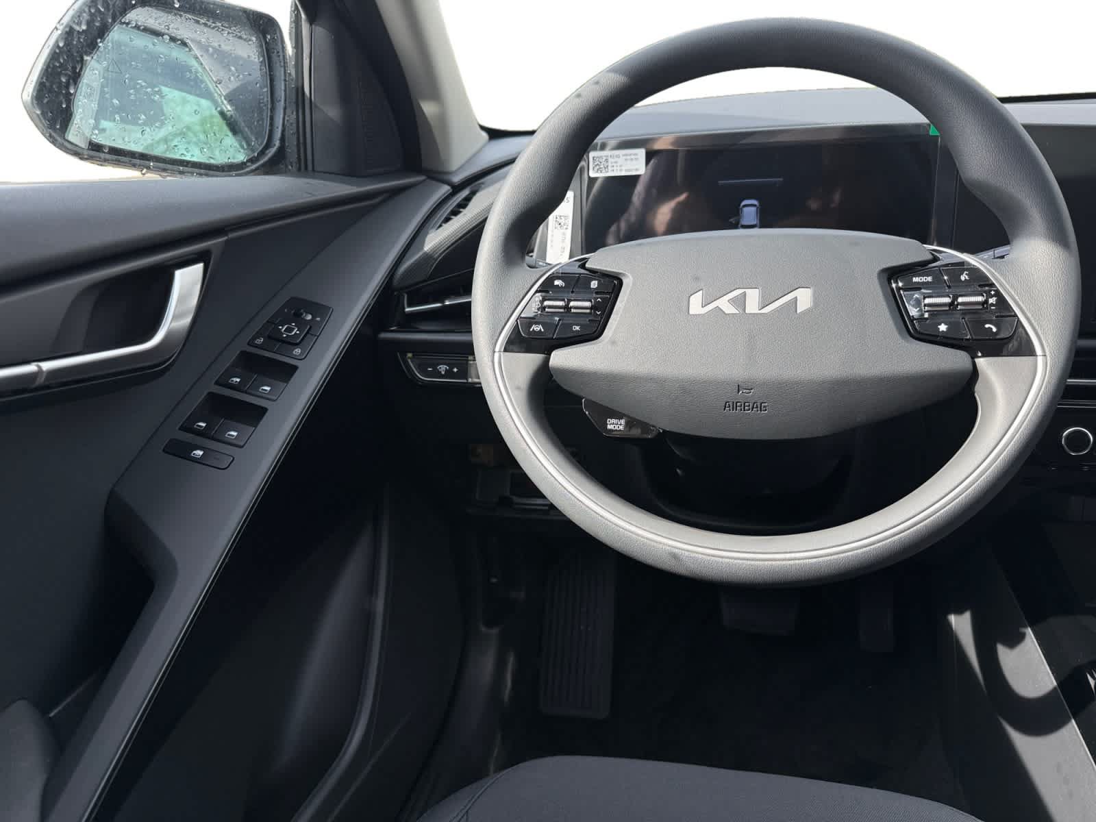 New 2026 Kia Niro LX FWD image 10
