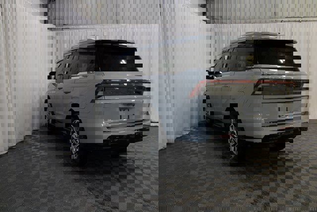 New 2026 Lincoln Navigator Reserve image 50