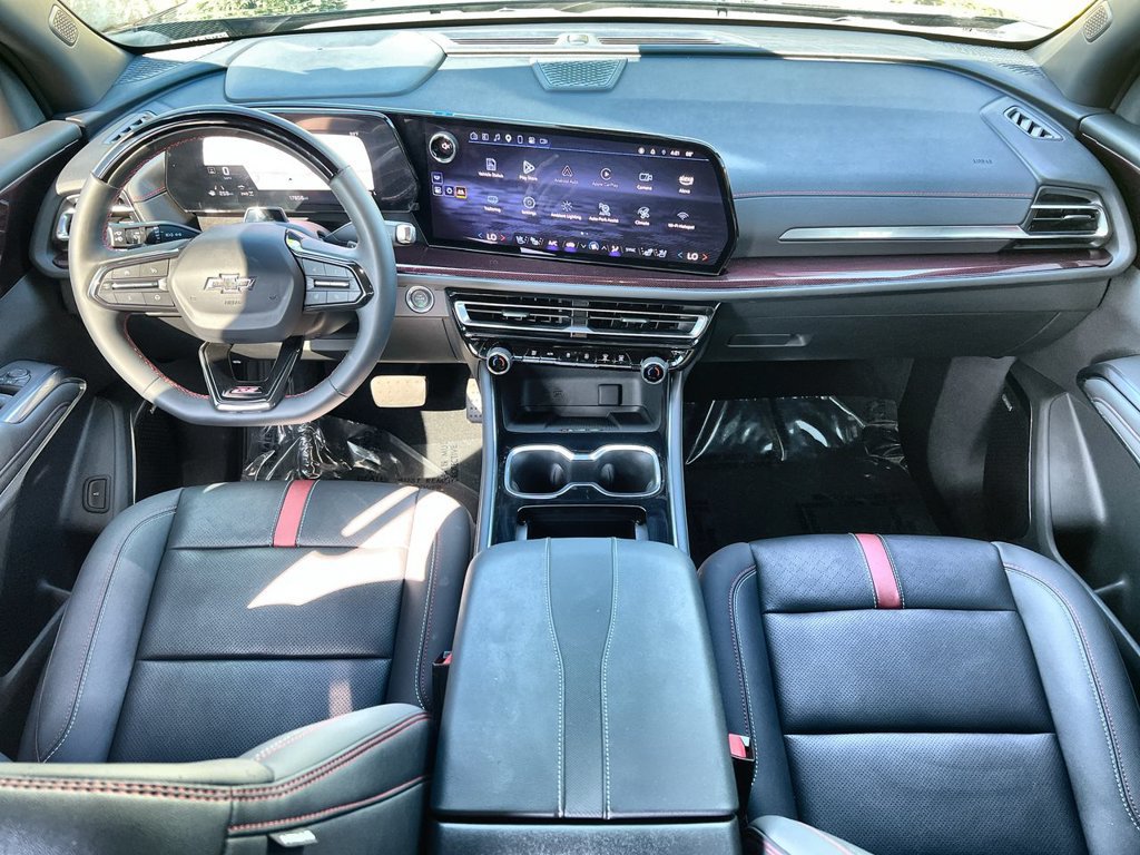 Used 2024 Chevrolet Traverse RS w/ LPO, Floor Liner Package AWD/4WD image 12