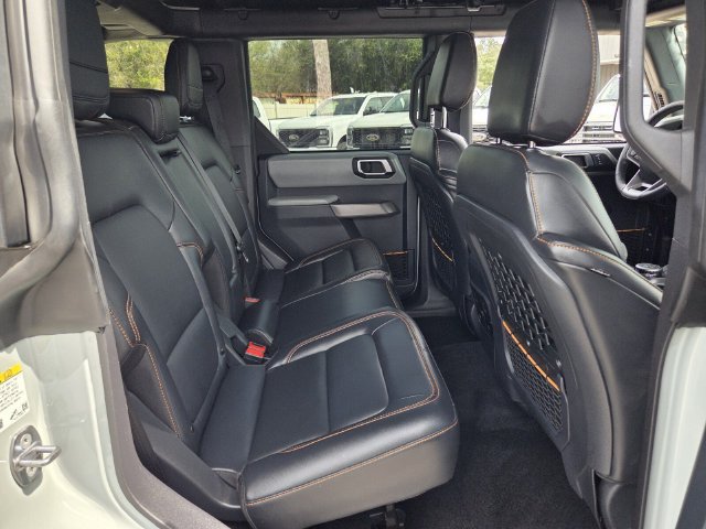 Certified 2023 Ford Bronco Badlands AWD/4WD image 17