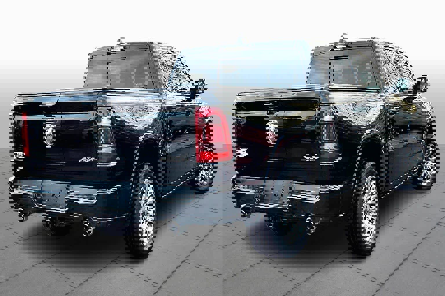 Used 2023 RAM 1500 Limited image 13