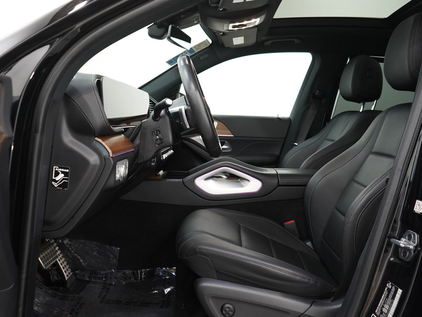 Used 2024 Mercedes-Benz GLS 450 4MATIC image 21