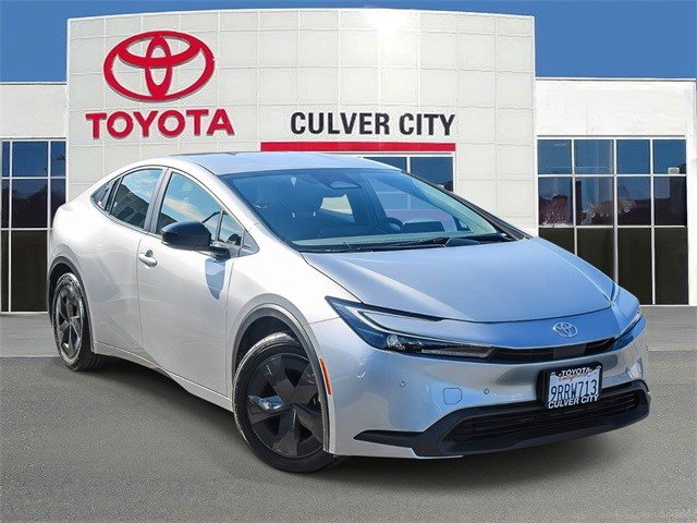 Certified 2024 Toyota Prius LE image 1