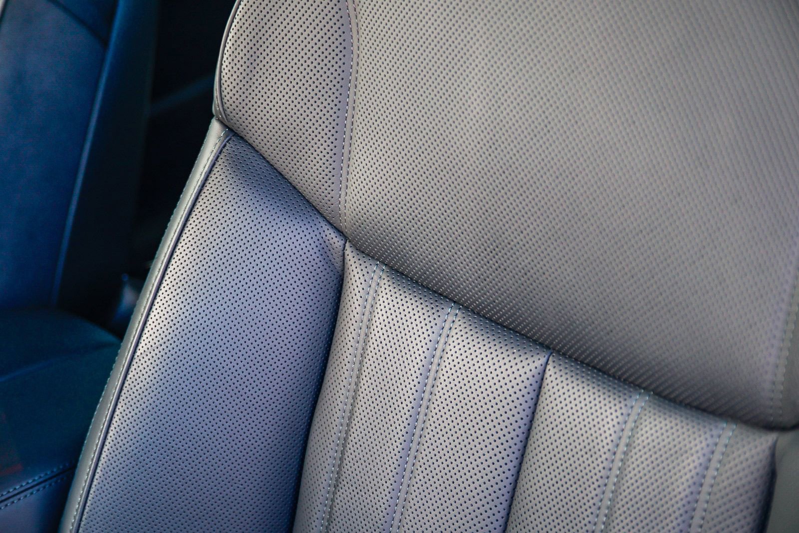 Used 2025 Audi A8 L 3.0T image 29