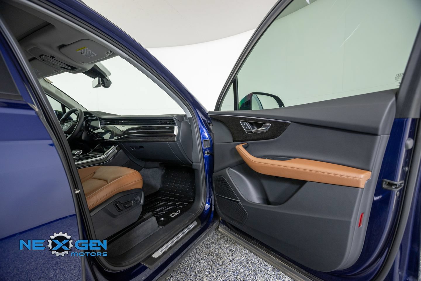 Used 2023 Audi Q7 3.0T Premium Plus w/ Premium Plus Package AWD/4WD image 40