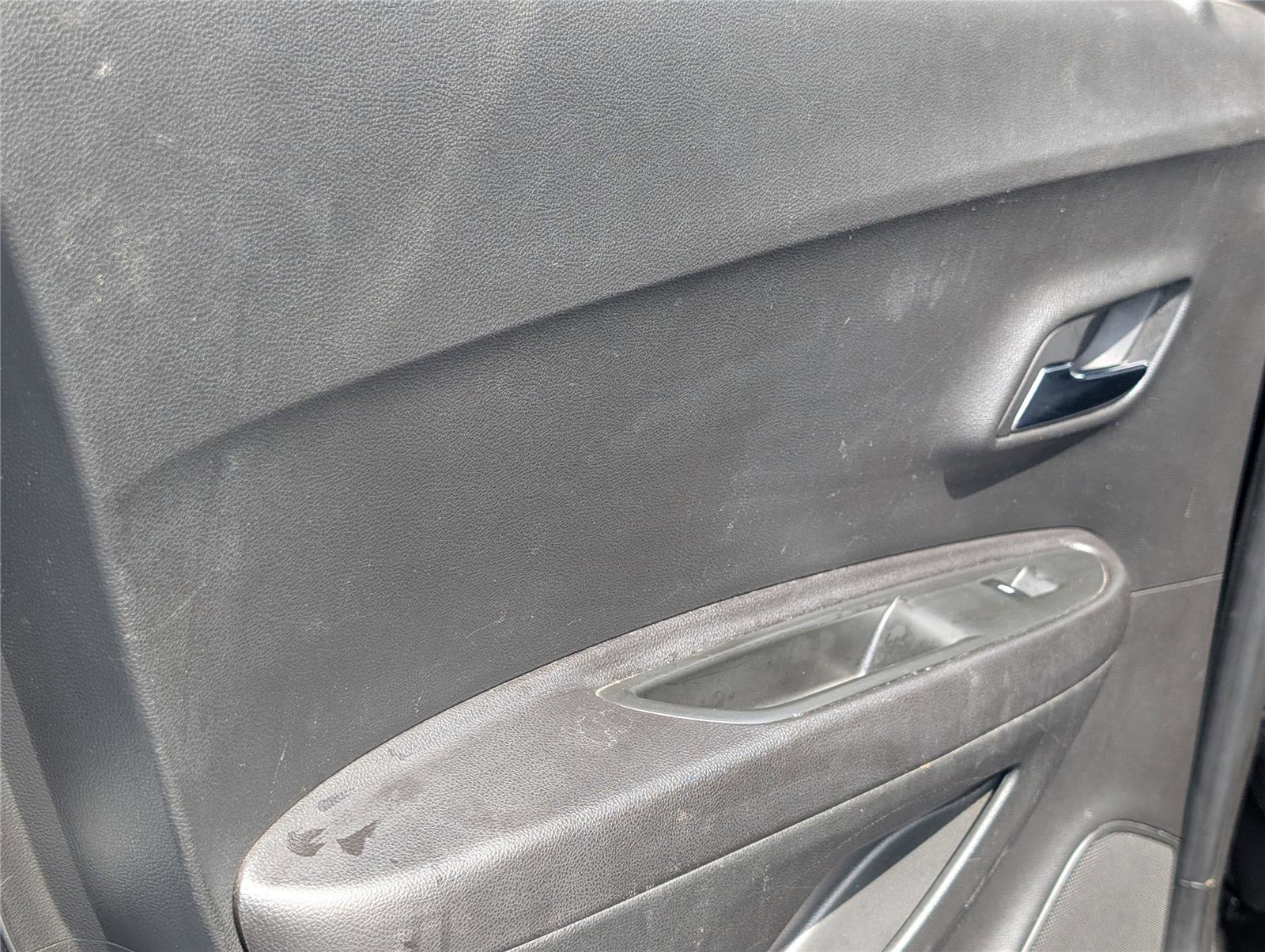 Used 2016 Chevrolet Trax LT image 31