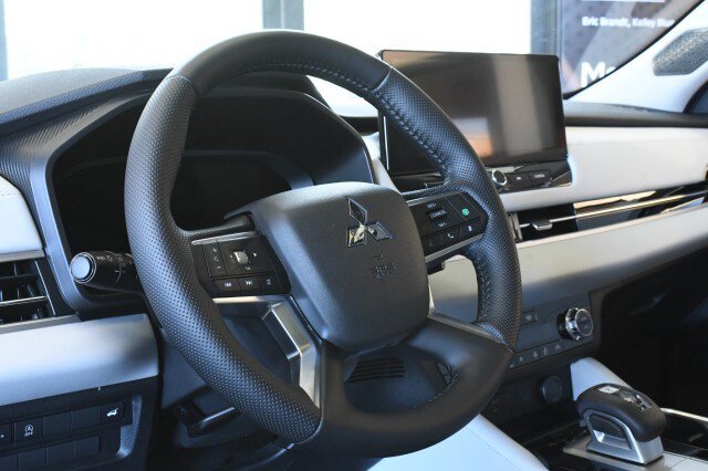 New 2026 Mitsubishi Outlander SE AWD/4WD image 34