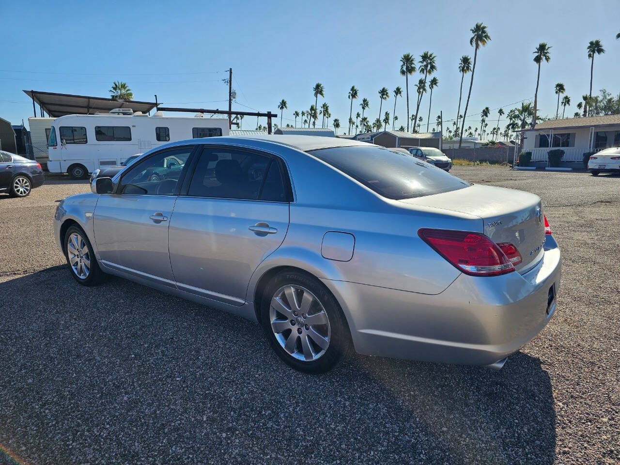 Used 2006 Toyota Avalon XLS FWD image 5