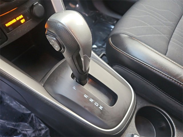 Used 2020 Chevrolet Trax LT w/ LT Convenience Package image 16