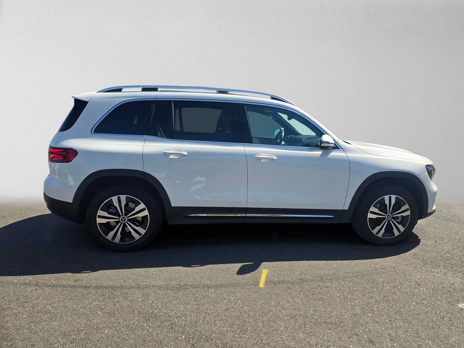 Certified 2026 Mercedes-Benz GLB 250 image 2