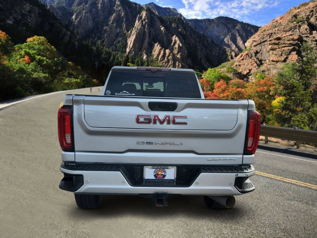 Used 2021 GMC Sierra 2500 Denali w/ Denali Ultimate Package AWD/4WD image 4