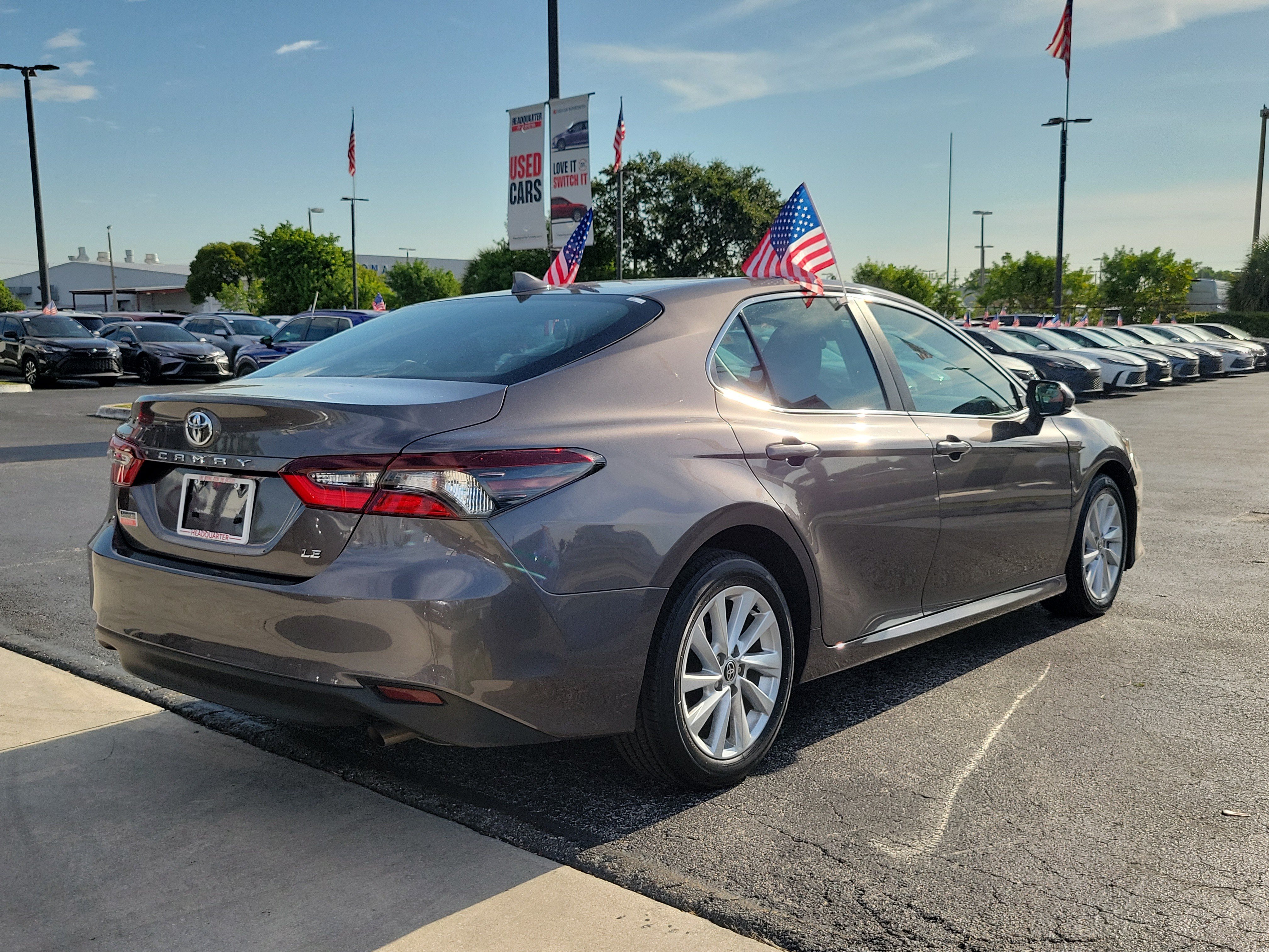 Used 2023 Toyota Camry LE FWD image 12