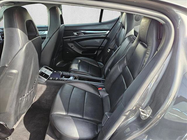 Used 2016 Porsche Panamera 4 Edition image 16