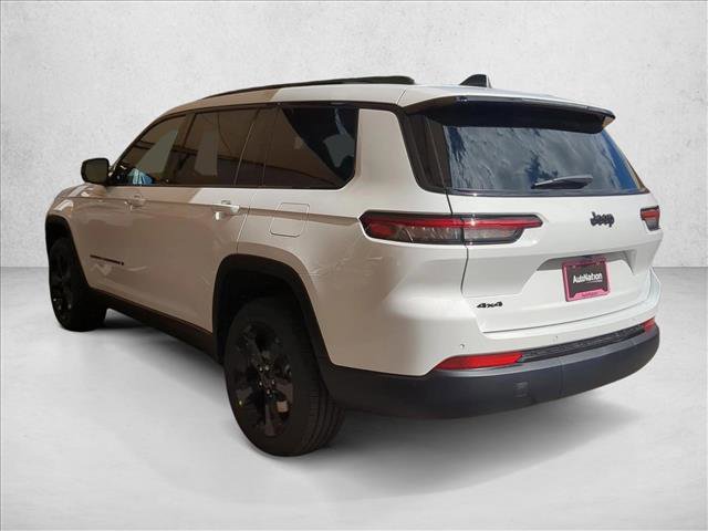 New 2025 Jeep Grand Cherokee L Altitude image 9