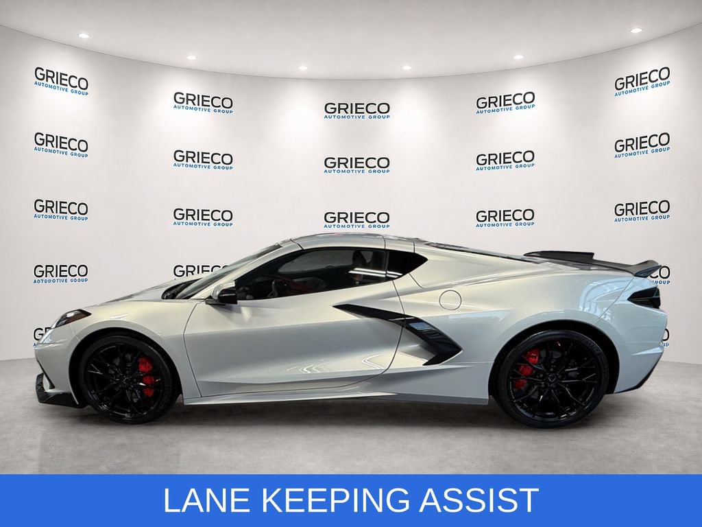 Used 2024 Chevrolet Corvette Stingray Premium Cpe RWD image 4