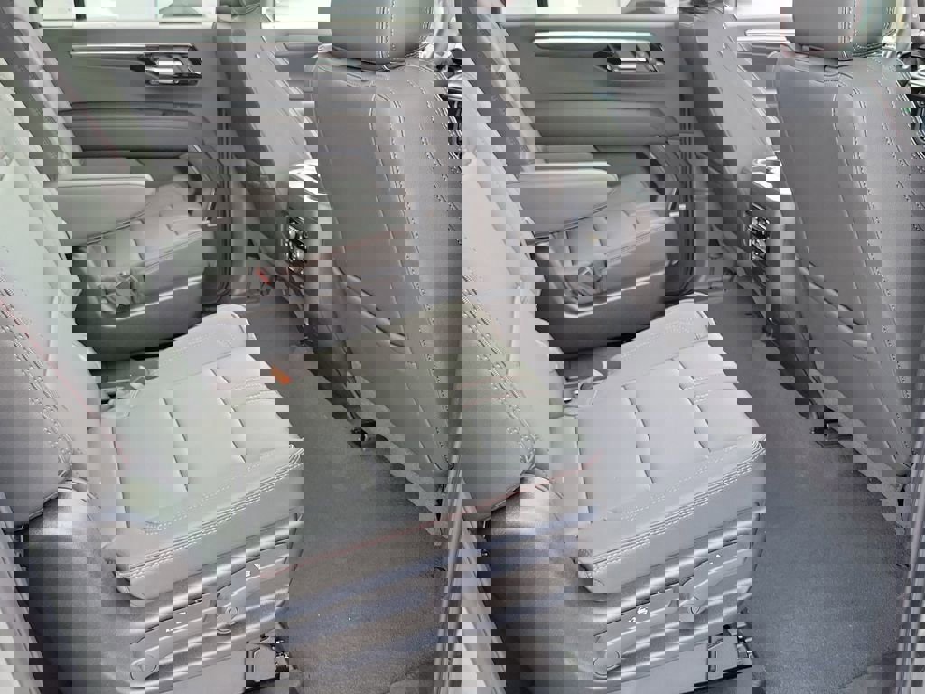 New 2026 Chevrolet Suburban RST w/ Comfort Package image 19