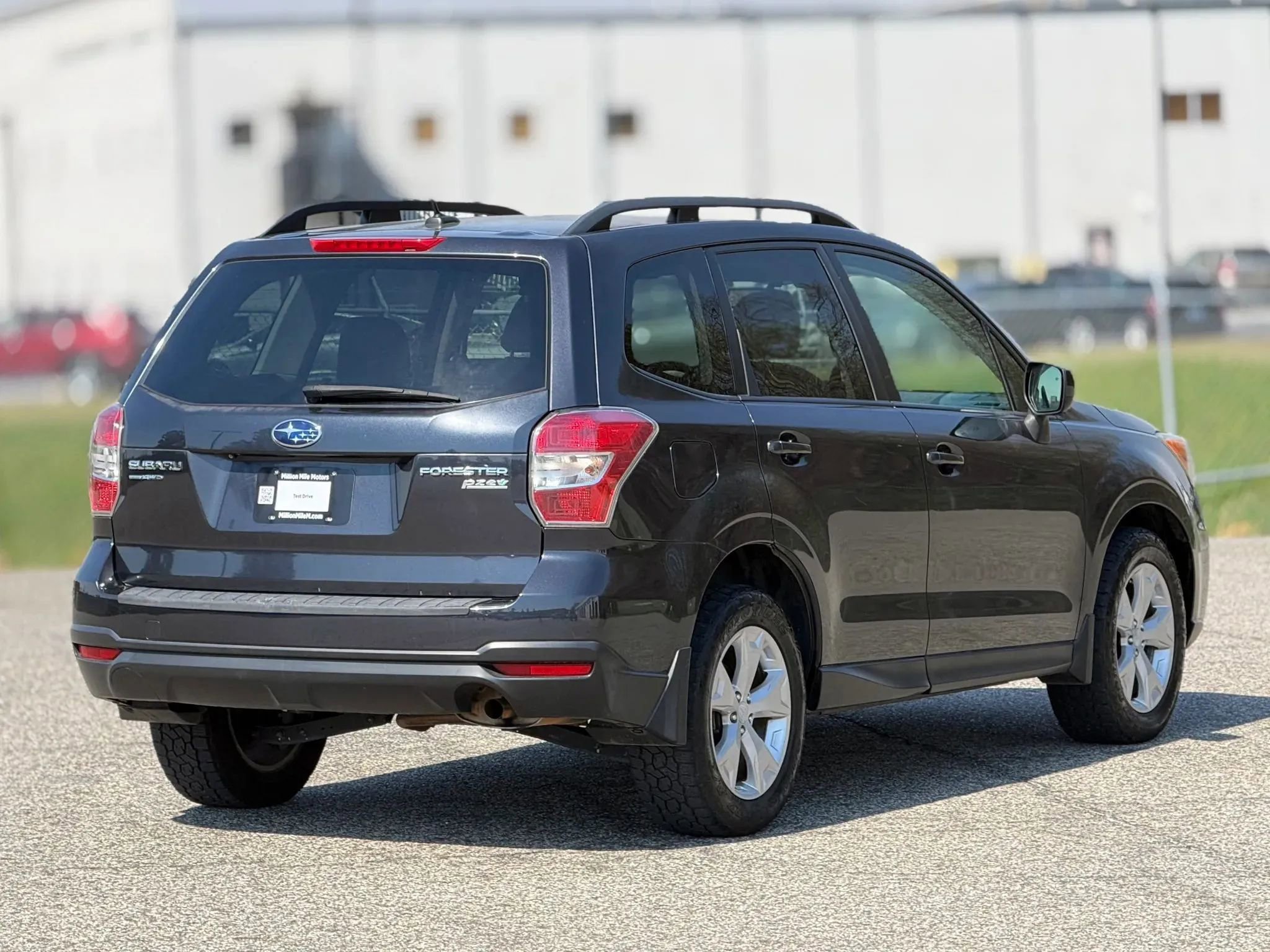 Used 2015 Subaru Forester 2.5i Premium image 9