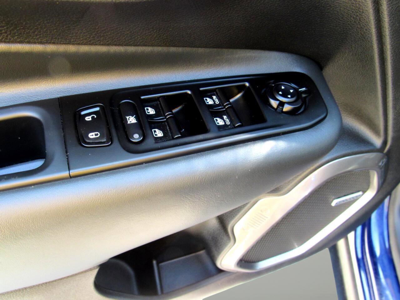 Used 2021 Jeep Renegade Limited w/ Sun & Sound Group image 14