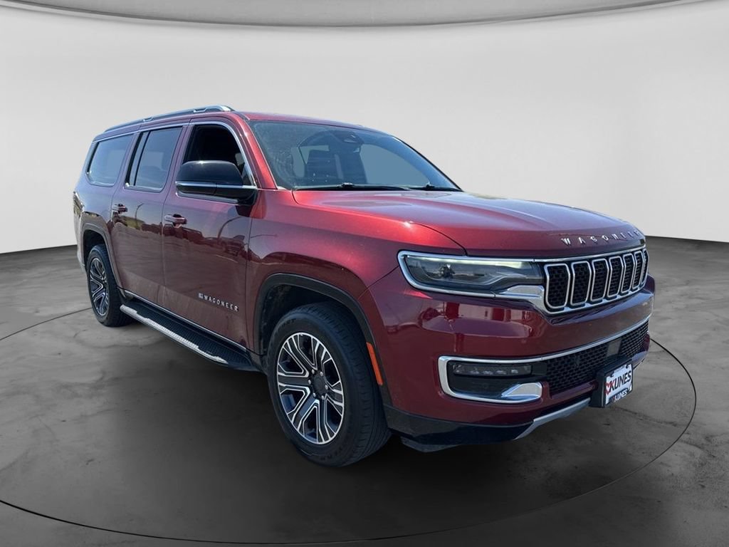 Used 2023 Jeep Wagoneer L Series II AWD/4WD image 2
