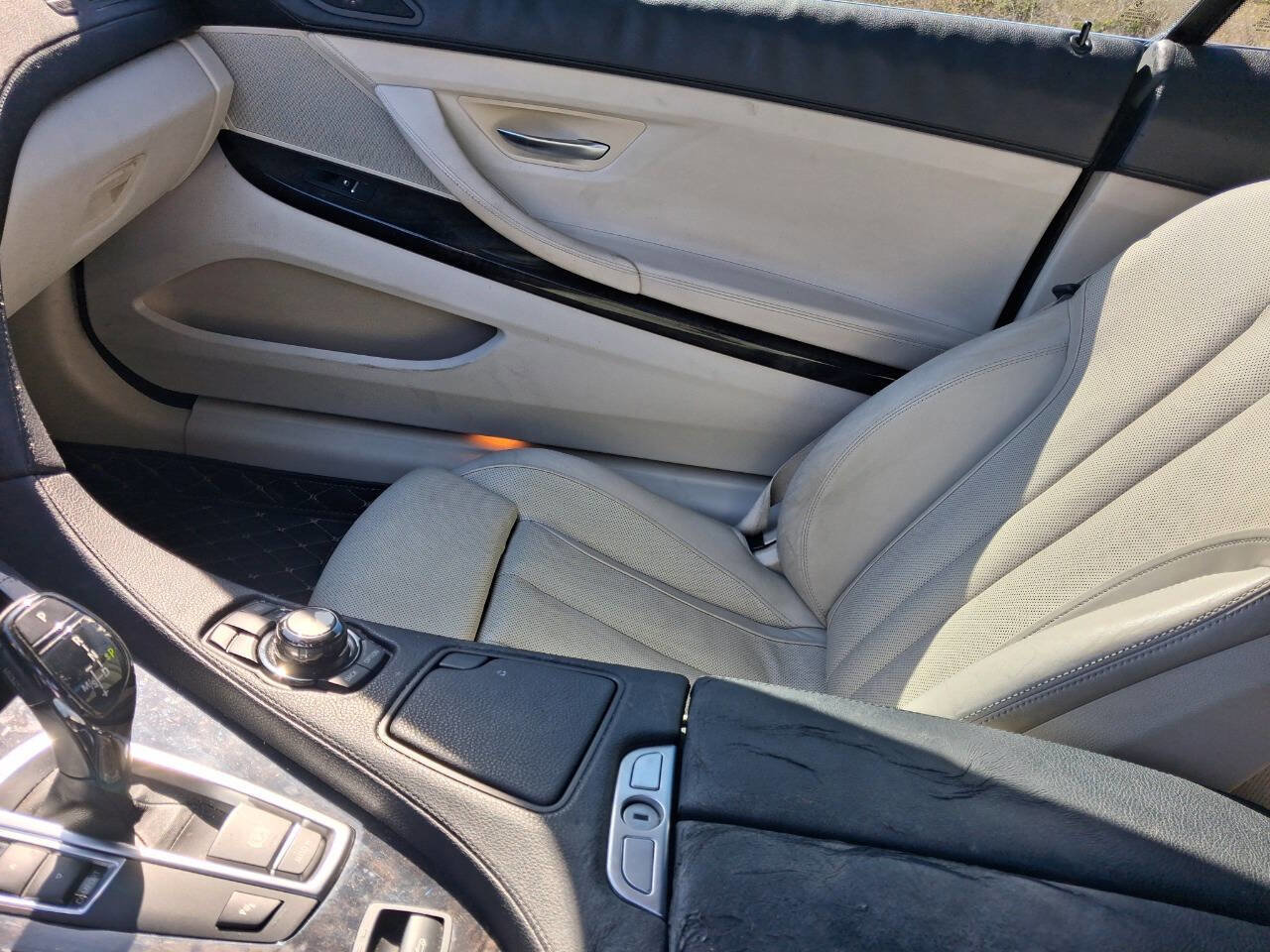 Used 2012 BMW 650i 650i 2dr Convertible image 16