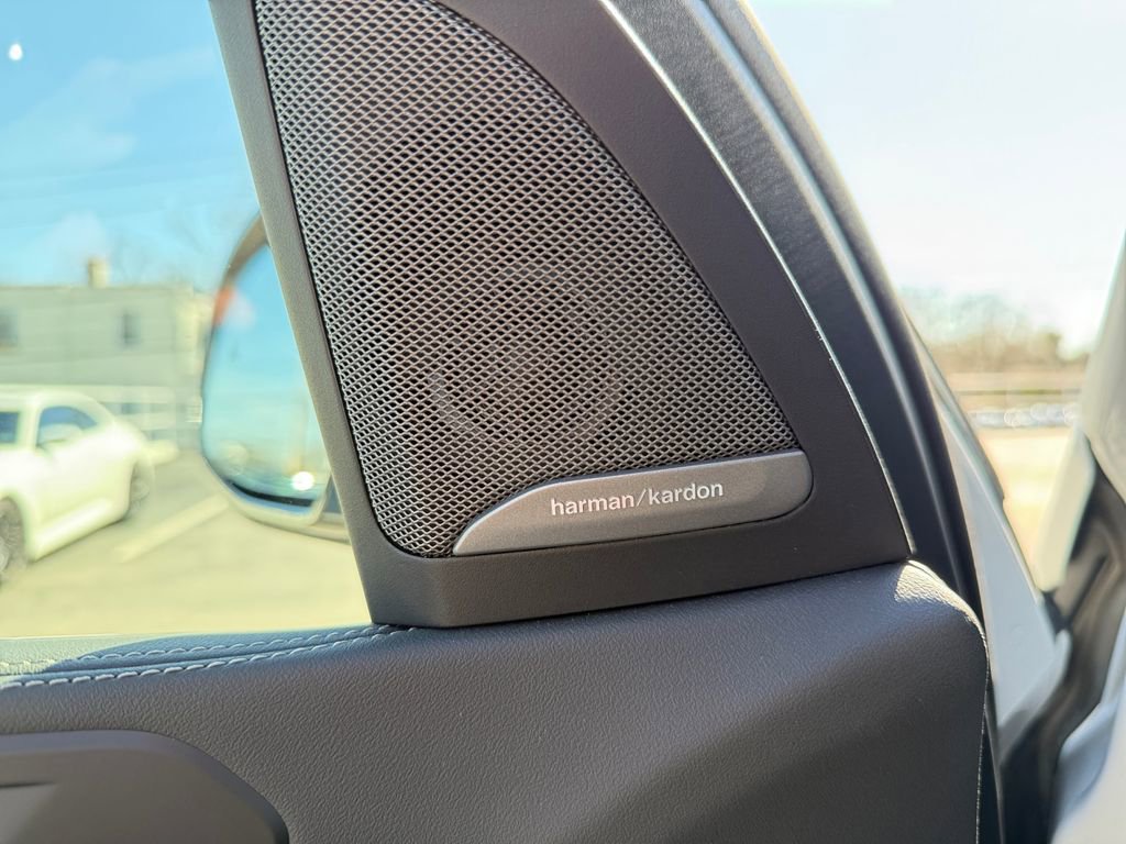 Certified 2026 BMW X5 xDrive40i w/ M Sport Package image 30