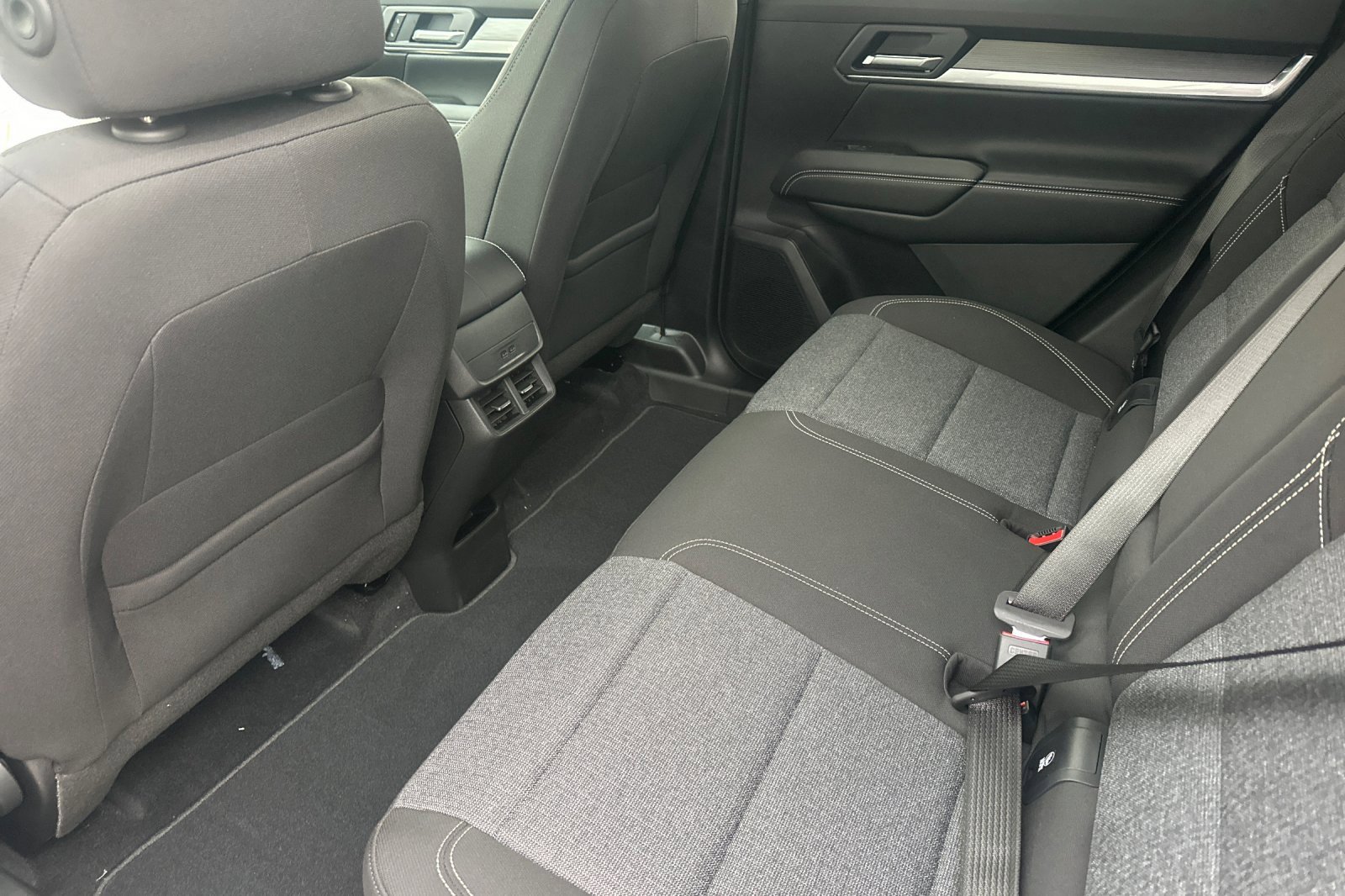 New 2025 GMC Terrain Elevation image 13