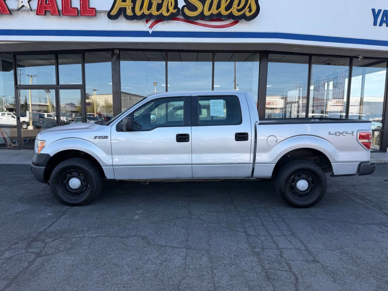 Used 2011 Ford F150 XL w/ Trailer Tow Pkg AWD/4WD image 2