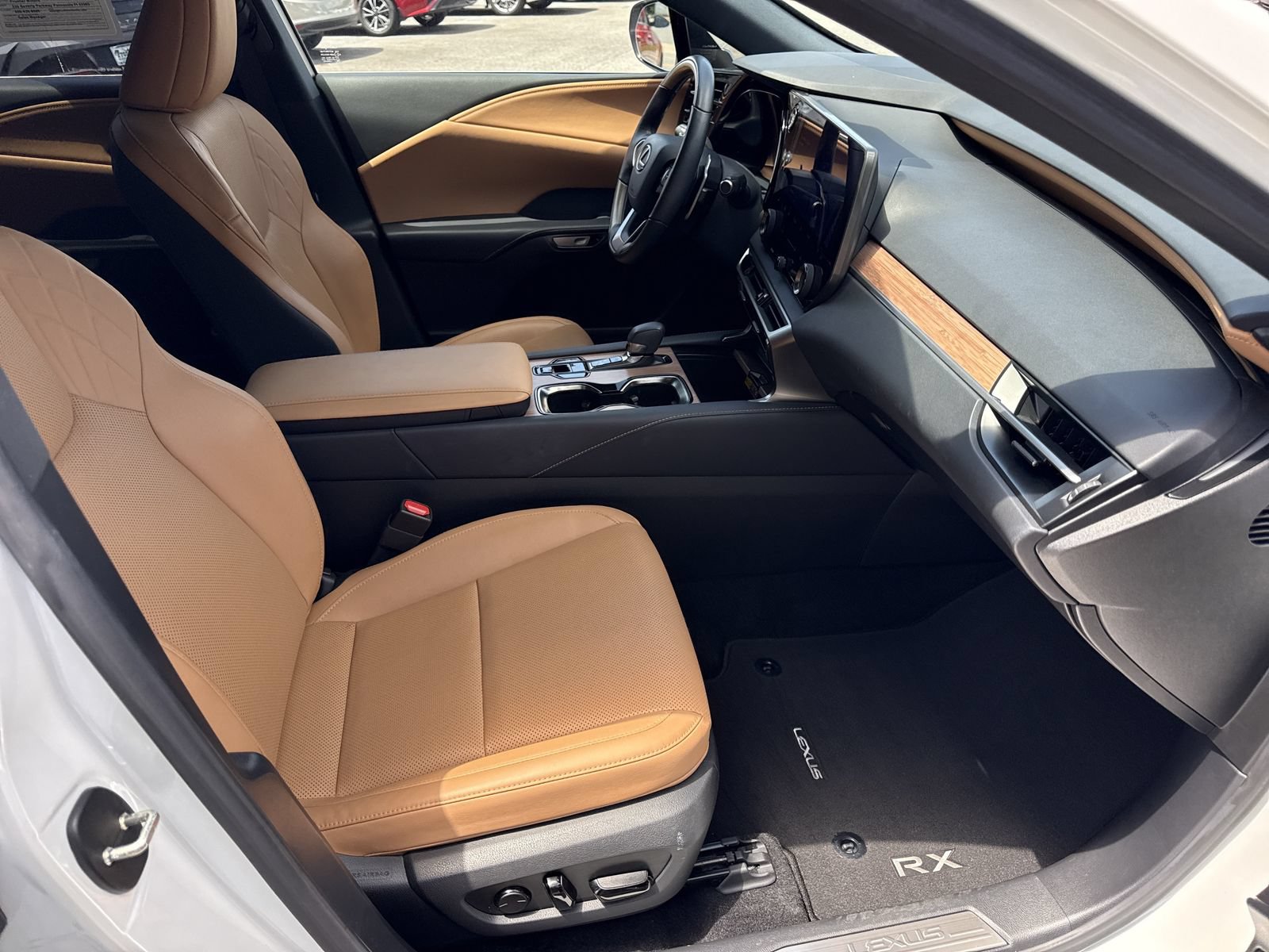 Used 2023 Lexus RX 350 Premium w/ Accessory Package (Z1) FWD image 33