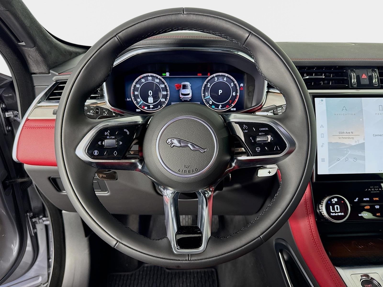 Used 2026 Jaguar F-PACE R-Dynamic S AWD/4WD image 12