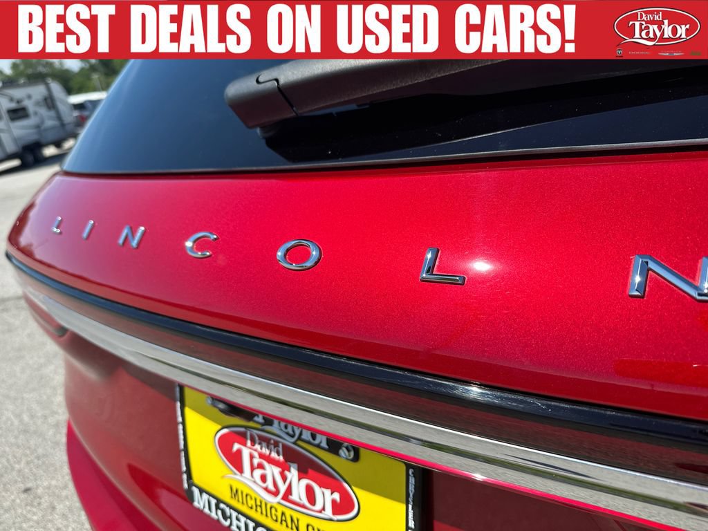 Used 2023 Lincoln Corsair Reserve w/ Jet Appearance Package AWD/4WD image 38